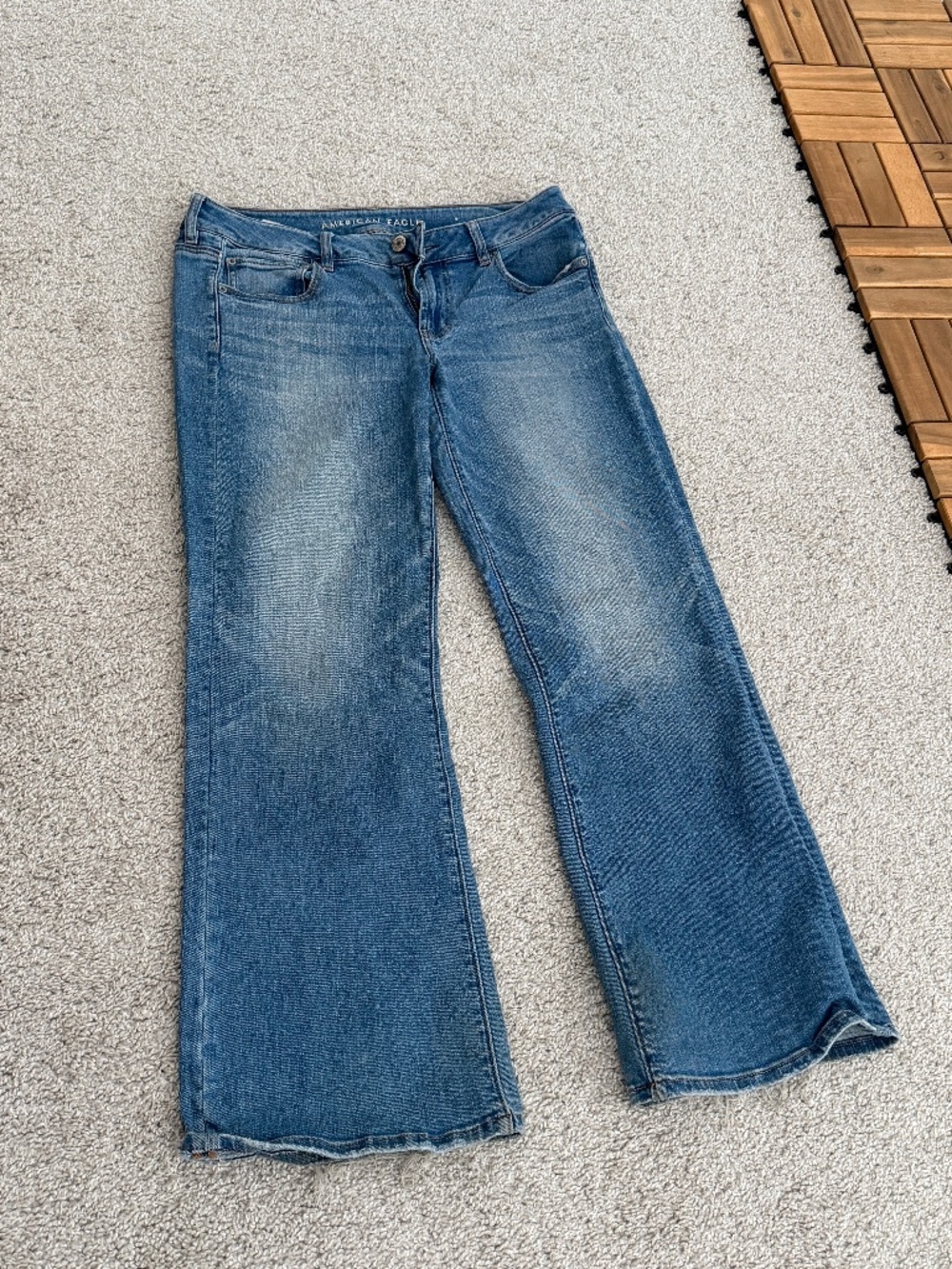 American Eagle Favorite Boyfriend Jeans Size 12 Medium Wash